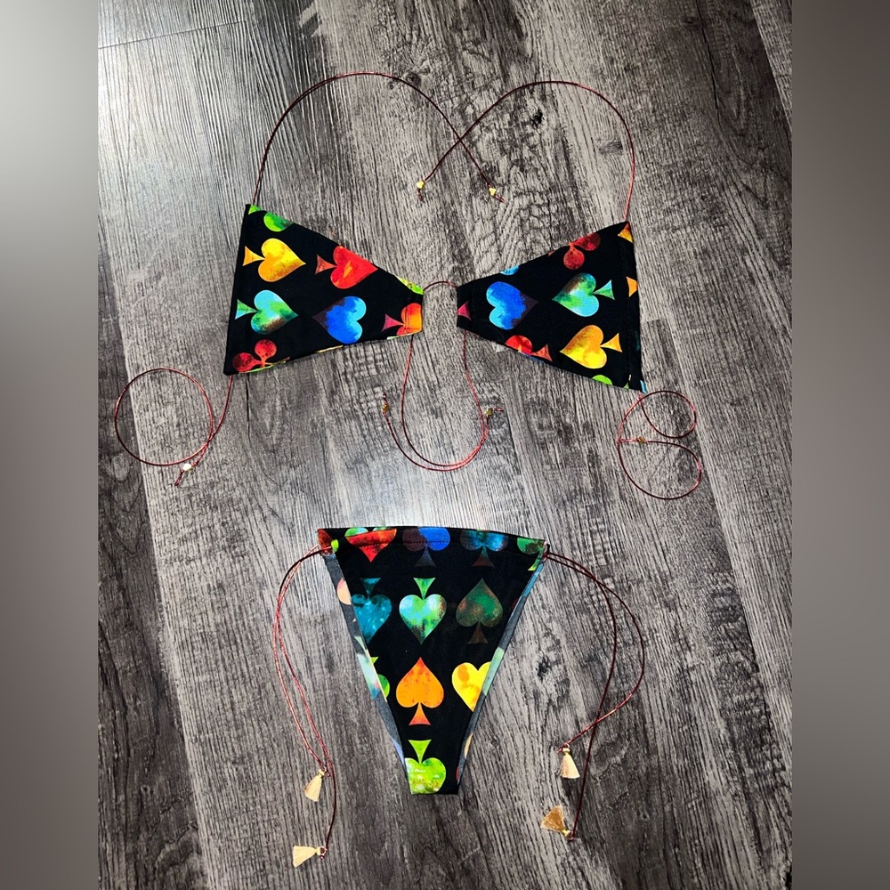 Queen of hearts bikini